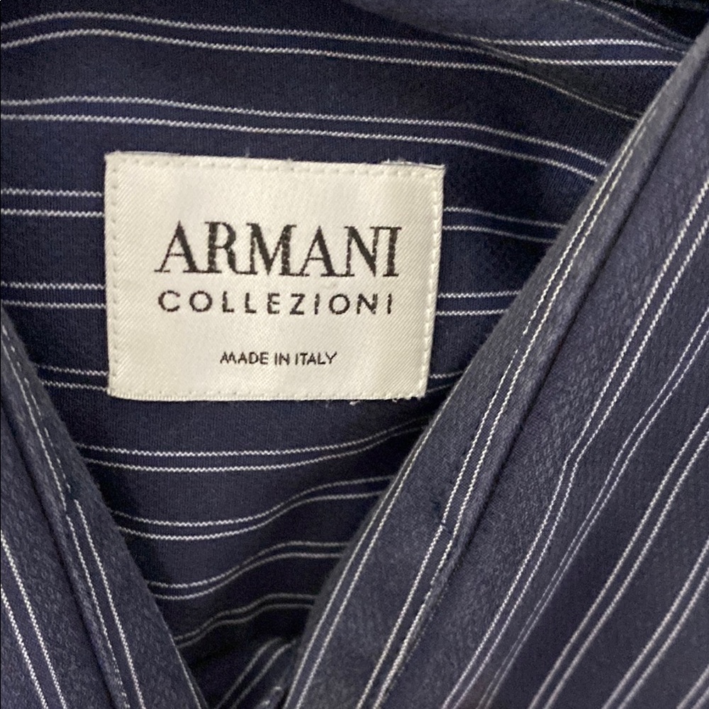 Armani Collezioni Navy Striped Men's Shirt. Size 16 L - Picture 2 of 5